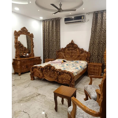 Bedroom Furniture Set