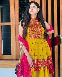 FANCY EMBROIDERY GEORGETTE SHORT SLEEVE SALWAR SUIT