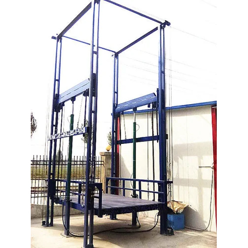 Industrial Goods Lift Load Capacity: 3.5 Tonne at Best Price in ...