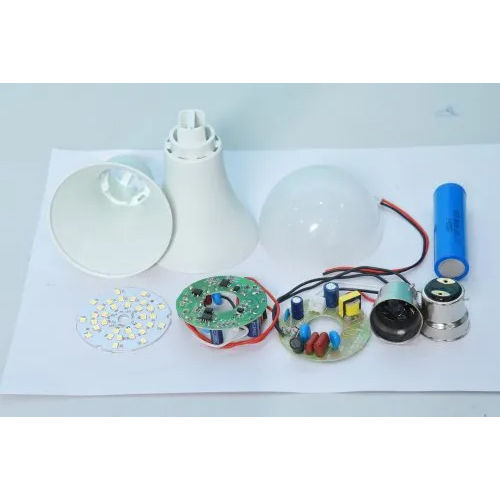 9 Watt AC DC Rechargeable LED Bulb Driver And MCPCB Raw Material
