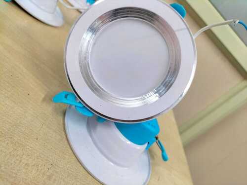 Concealed Light 9 wtt