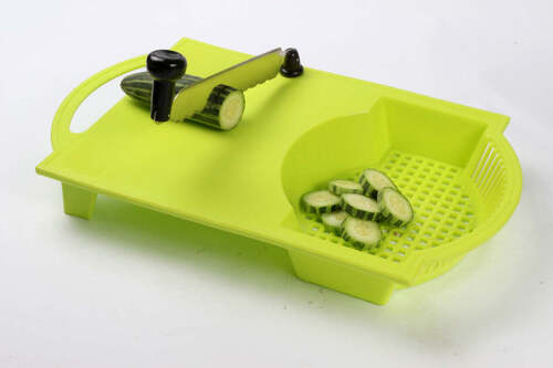 Green / Multi Plastic And Metal Cut N Wash Chopping Board With Knife Cut-N-Wash (2418)