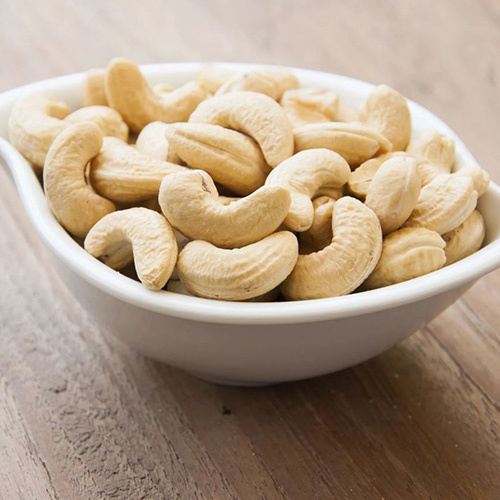 Common Fresh Cashew Nut