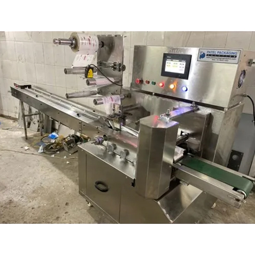 Cream Biscuit Packaging Machine