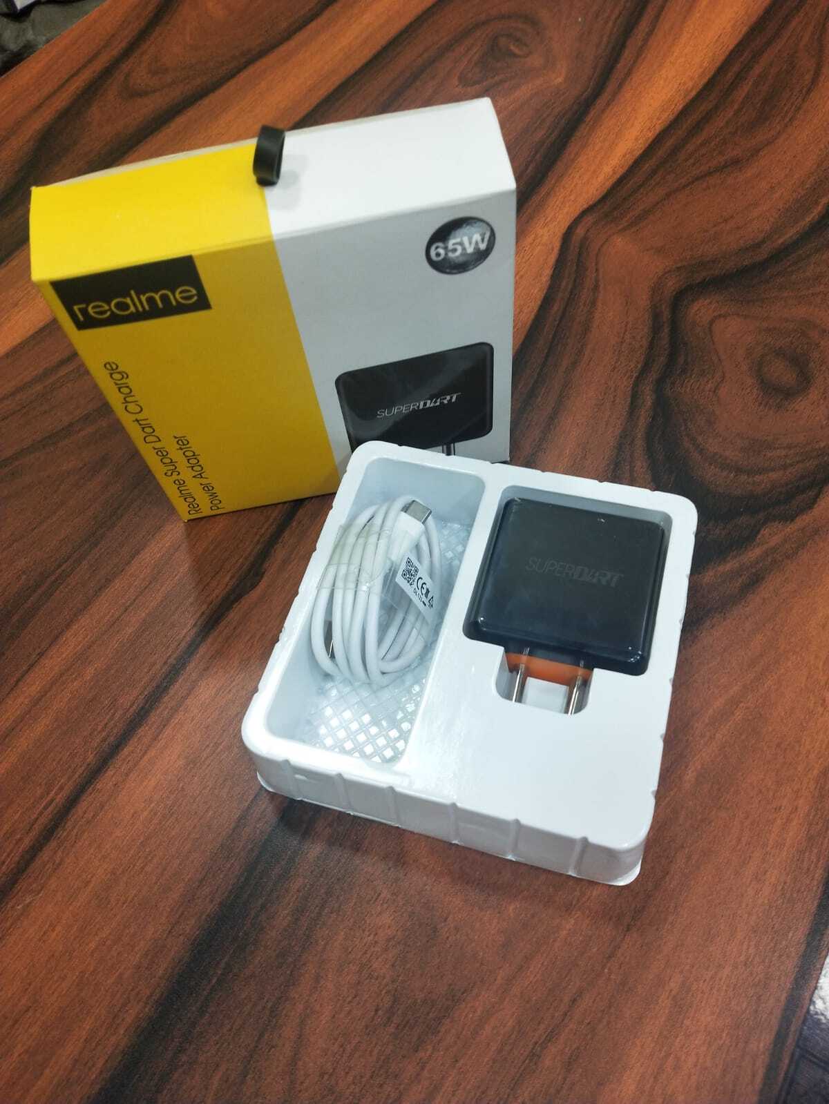 Realme mobile charger