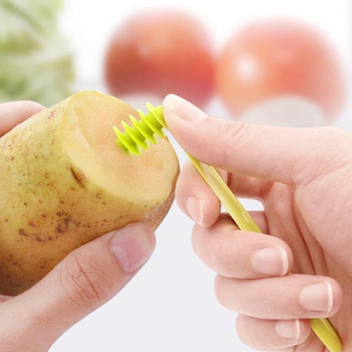 Kitchen Plastic Vegetables Spiral Cutter / Spiral Knife / Spiral Screw Slicer (2013)