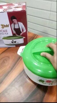 green plastic Hot pot