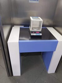 Anti Vibration Table