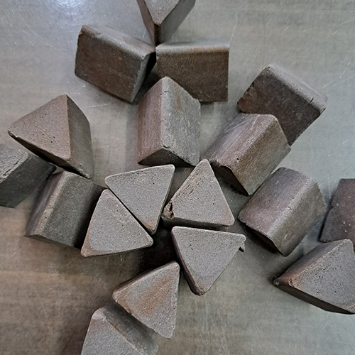 T25x25 Grey Ceramic Deburring Media