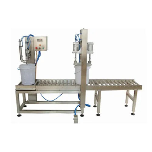 White Fully Automatic Lid Placing And Pressing Machine