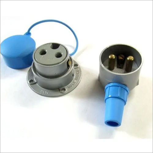 Metal Clad Plug Socket - IP54 Rated, Durable Metal Housing for Industrial Applications - Moisture and Dust Resistant