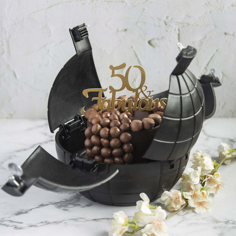 Pinata Cake used for birthday parties of kids and people (2676)
