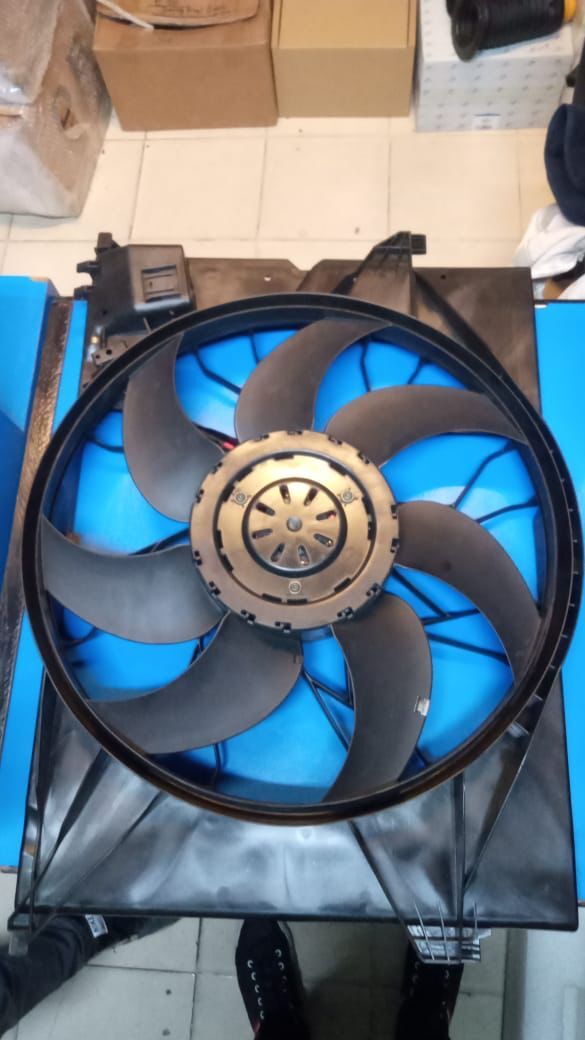 Car Radiator Fan - Mercedes Car Radiator Fan