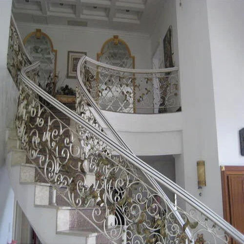 Designer Stainless Steel Stair Length: As Per Requirement Foot (Ft)