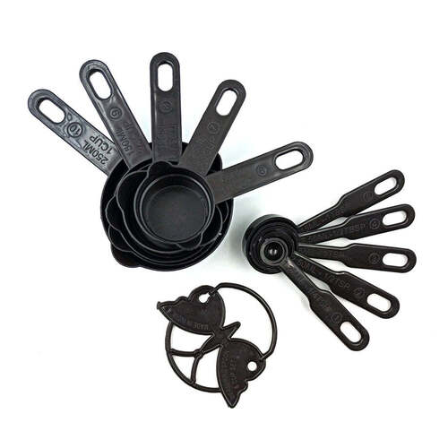 Plastic Measuring Cups and Spoons (11 Pcs Black) With butterfly shape Holder (2646)