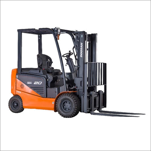 Doosan Nxe Range Forklift Application: Workshop