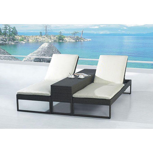 Outdoor Swimming Pool Lounger