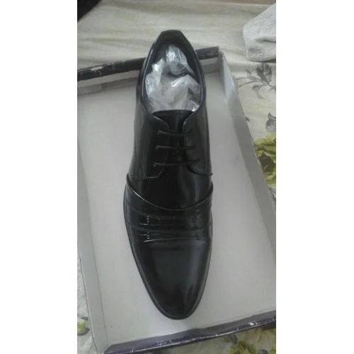 Men Black Shoes