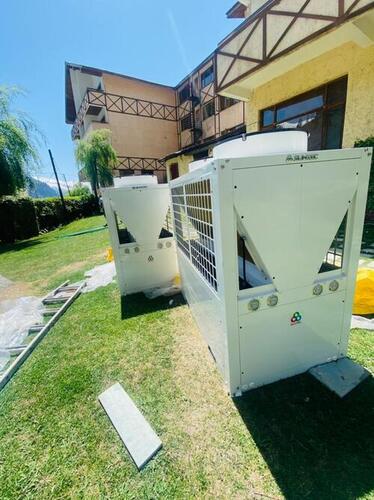 White Evi Heat Pump