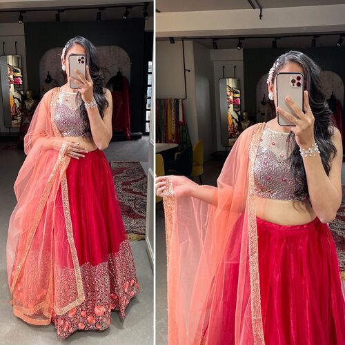 Replica lehenga at 195/-Rs | Surat textile market| Lehenga factory in  Surat,… | Latest bridal lehenga designs, Lehenga choli with price, Designer  party wear dresses