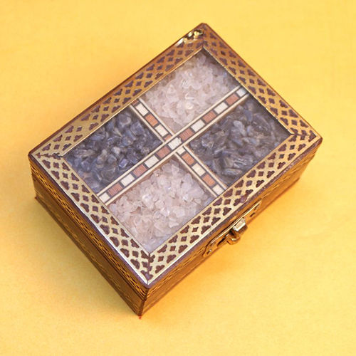 Gemstone Wooden Box Design: Modern