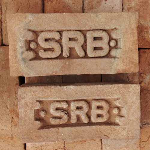 High Quality Red Bricks - Natural Slate, Different Sizes Available, Vibrant Red Color, Acid-Resistant Properties for Versatile Use 