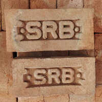 High Quality Red Bricks - Natural Slate Different Sizes Available Vibrant Red Color Acid-Resistant Properties for Versatile Use