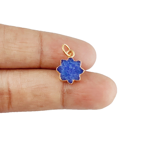 Dyed Sapphire Gemstone Sun Shape Size 12mm Electroplated Charm Pendant