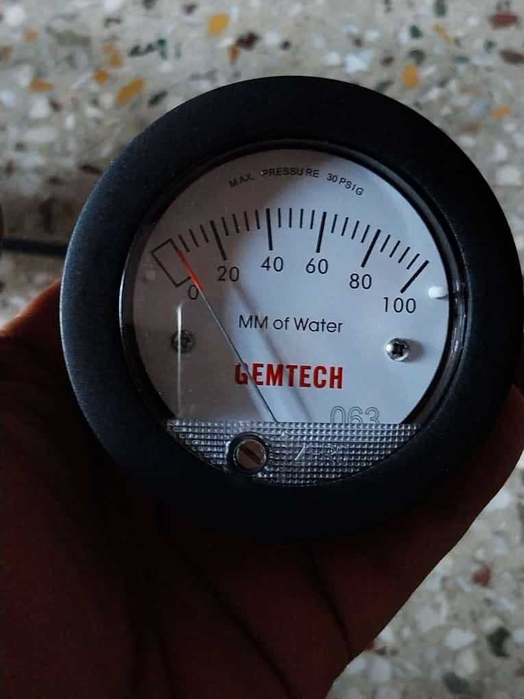 Mini Differential Pressure Gauge GEMTECH Range 0-25 MM