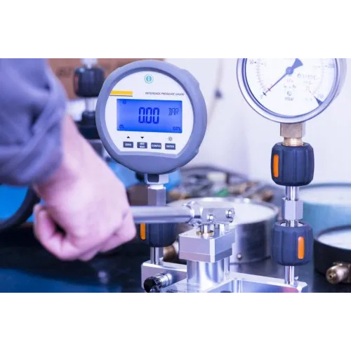 Vacuum Gauge Calibration Service