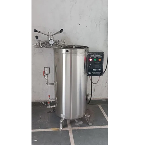 SS 304 Vertical Autoclave Machine