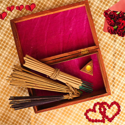 Wooden Heart Gift Pack Box