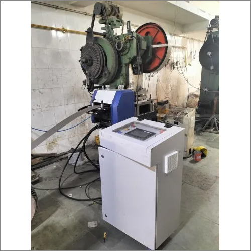 GSF 200 Giriraj Servo Feeder