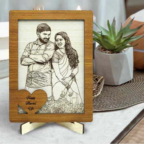 Wooden Photo Frame Design: Modern