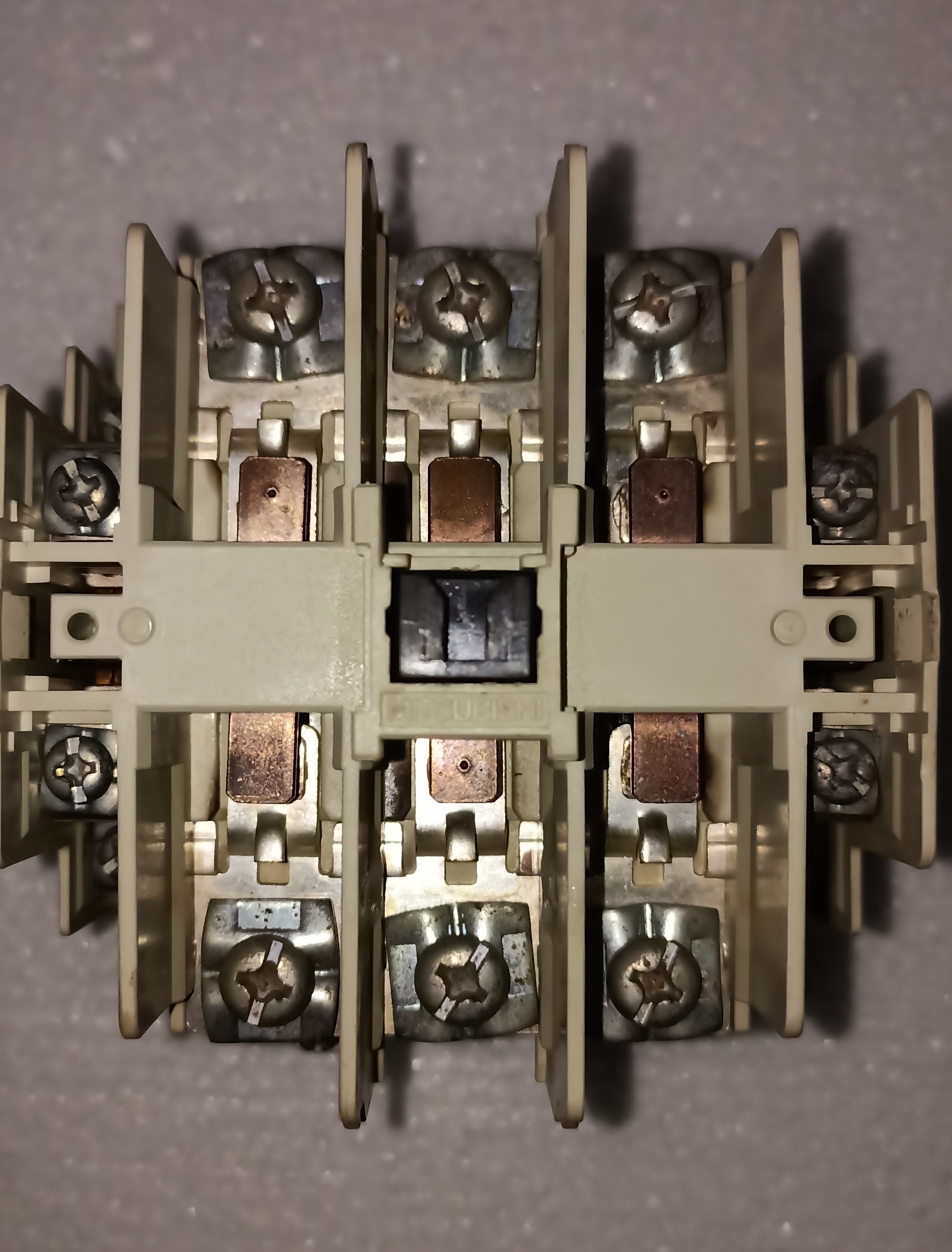 MITSUBISHI S-N65 CONTACTOR