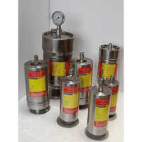 Heavy Duty Pulsation Dampener - Application: Metering