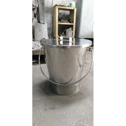 Stainless Steel Bucket Application: Pharmaceutical / Industrial