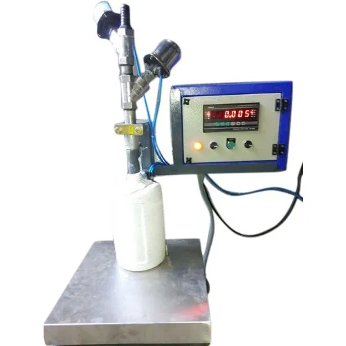 Semi Automatic Liquid Filling Machine