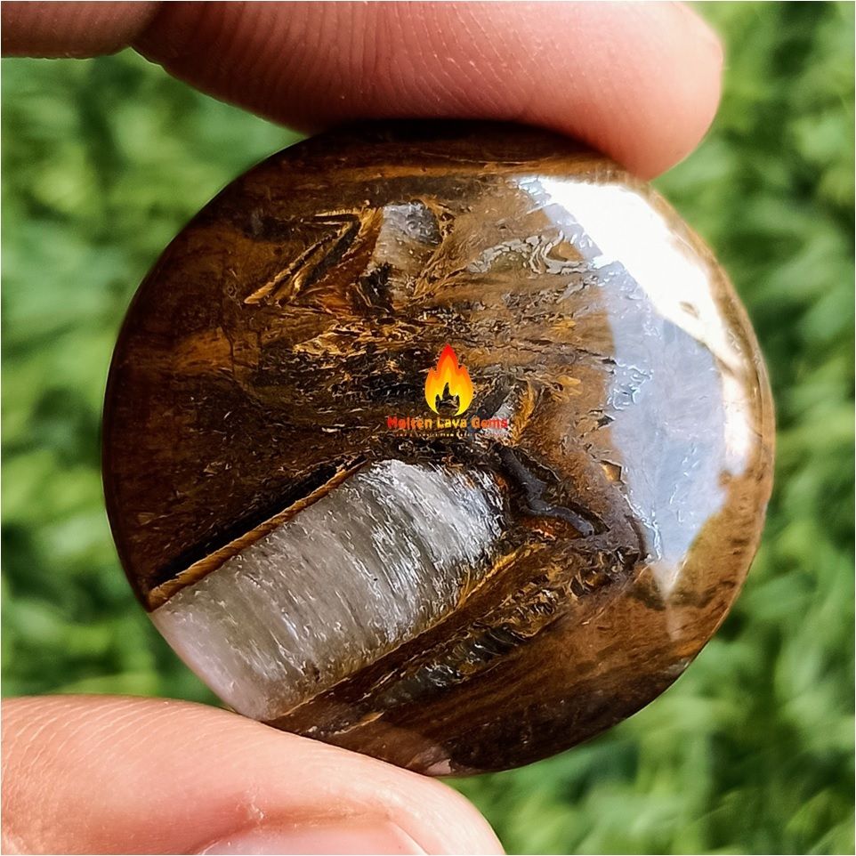 Iron Tigereye Cabochon