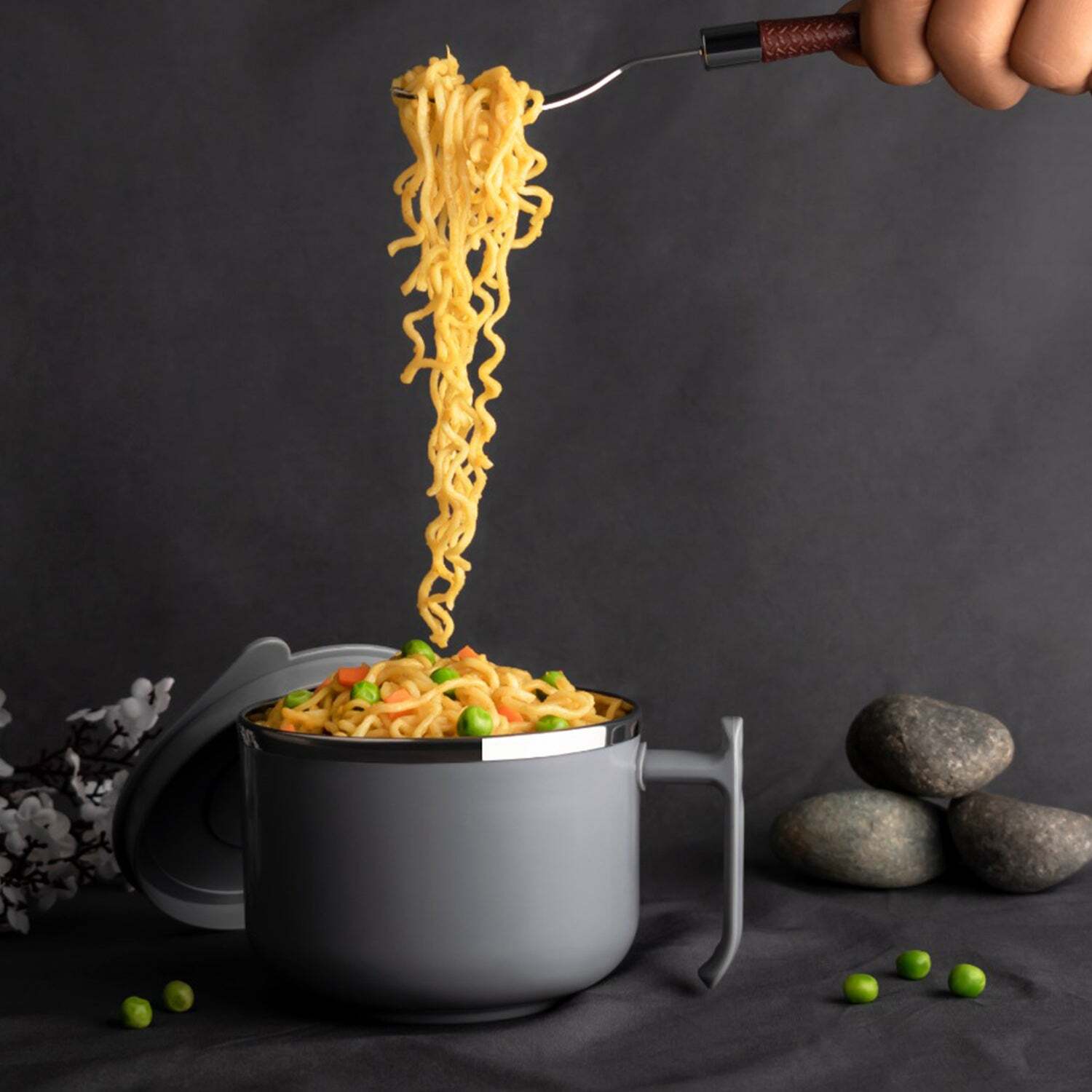 MAGGIE BOWL WITH LID AND HANDLE SOUP BOWLS FOR EASY PERFECT BREAKFAST CEREALS FRUITS RAMEN BEVERAGES ESSENTIALS DISHWASHER SAFE DOUBLE LAYER (2933)