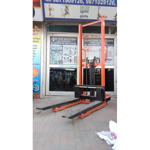 Hydraulic Stacker Machine Lifting Capacity: 500-2000kg Kilograms (Kg)