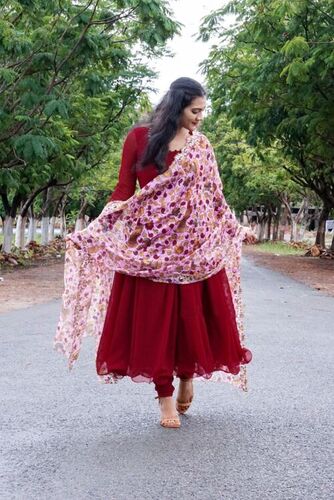 Beautiful And Pretty Vibe Dresses With Dupatta