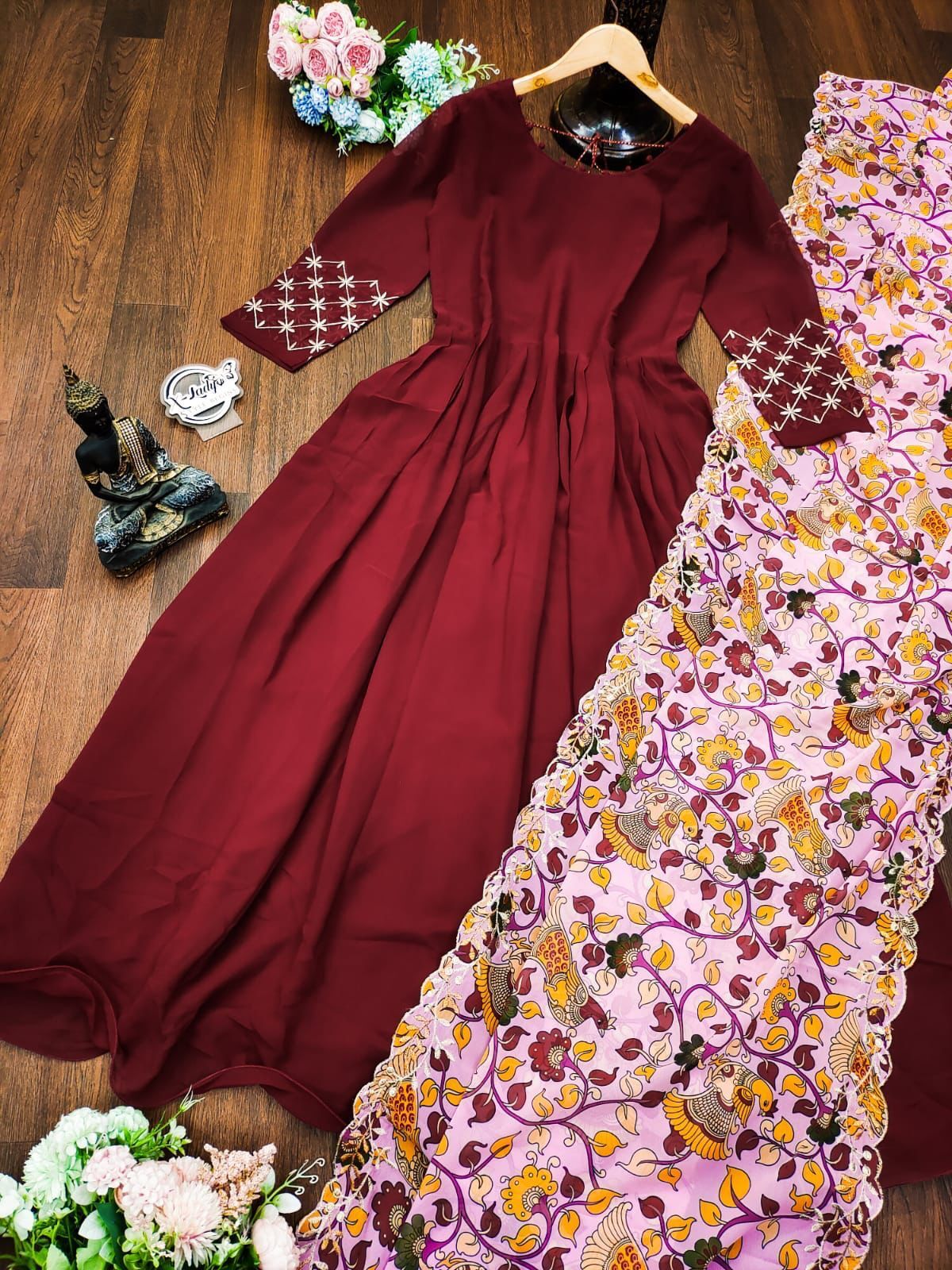 Beautiful And Pretty Vibe Dresses With Dupatta