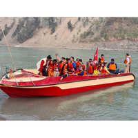 20 Seater Speed Boat - Color: Multicolor
