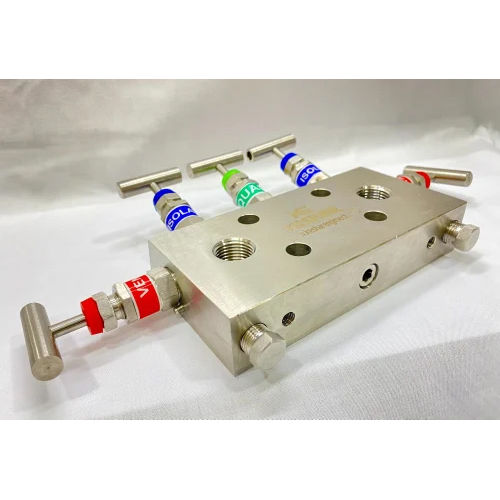 Five Way D Type Angle Manifold Valve