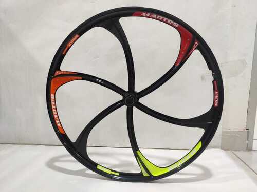 BICYCLE MAGNESIUM RIM 24 INCH 6 SPOKES