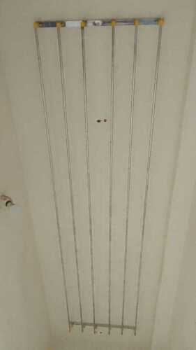 Ceiling mounted pulley type cloth drying hangers