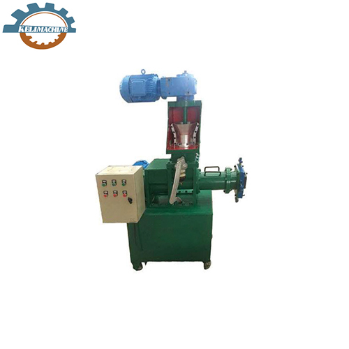 Lab Vacuum Extruder
