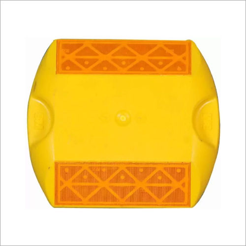 SM100 Plastic Road Stud