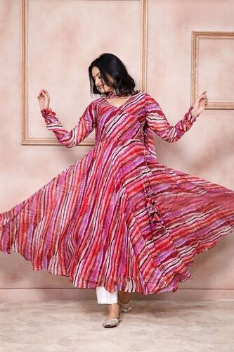 Gorgeous floral Suit Set Full Sleeve Butti Dress Kurti